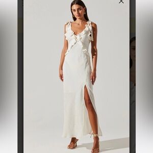 ASTR THE LABEL- Sorbae white ruffle maxi dress- White size small